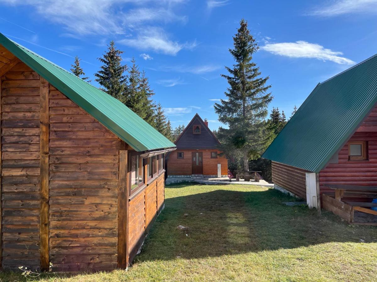 זבליאק Bungalows Krstajic מראה חיצוני תמונה