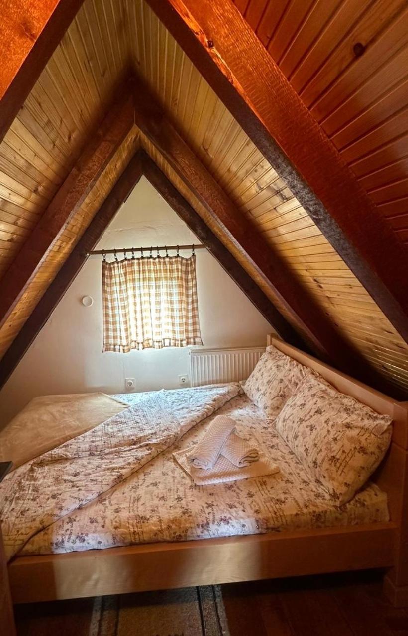 זבליאק Bungalows Krstajic מראה חיצוני תמונה